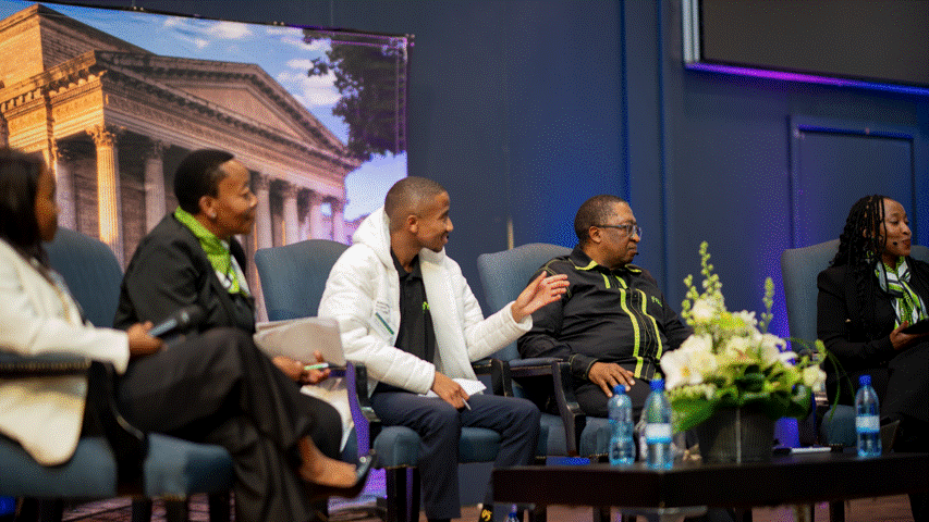 FALF 'fireside chat' with students